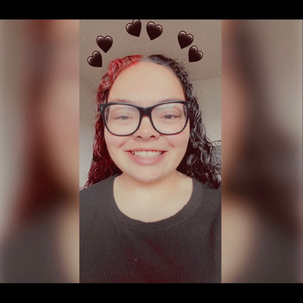 Meet your Posher, Liana